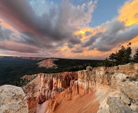 Bryce Canyon landscape for a day trip from Nebula